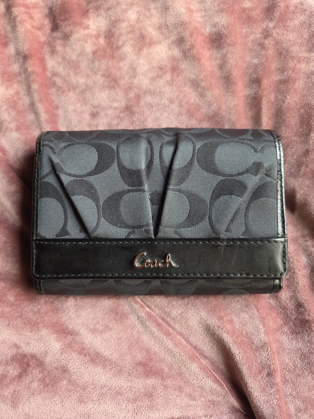 Vintage Coach Ashley Signature Black Jacquard Trifold Wallet